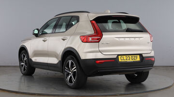 2023 Volvo 2.0 B3 MHEV Plus Dark DCT Auto Euro 6 5-door (Bright Dusk) - Image: 3