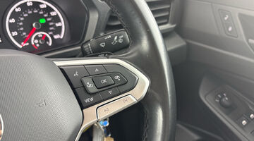 2022 Volkswagen 2.0 TDI C20 Commerce Plus DSG SWB Euro 6 5-door (White) - Image: 22