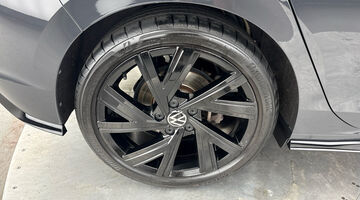 2024 Volkswagen ETSI MHEV Black Edition DSG Euro 6 5-door (Grey) - Image: 27