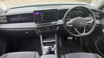 2026 Volkswagen TSI eHybrid 19.7kWh Elegance DSG Euro 6 5-door (Silver) - Image: 9