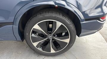 2026 Audi 100kWh Performance Black Edition Auto 5-door (Blue) - Image: 27