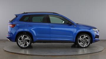 2026 Škoda SportLine Edition 1.5 TSI 150 PS DSG (Blue) - Image: 4