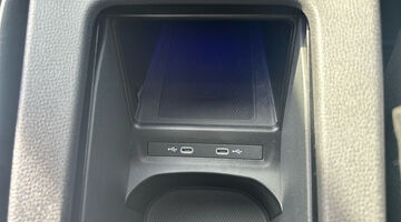 2026 Volkswagen Pro 77kWh Black Edition Auto 5-door (Black) - Image: 37