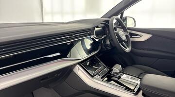 2026 Audi SUV S line TFSI quattro 340 PS tiptronic (Black) - Image: 2