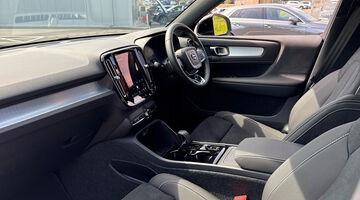 2026 Volvo 2.0 B3 MHEV Plus Dark DCT Auto Euro 6 5-door (Grey) - Image: 2
