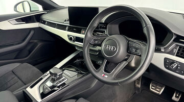 2023 Audi 2.0 TFSI 35 S line Sportback S Tronic Euro 6 5-door (White) - Image: 6