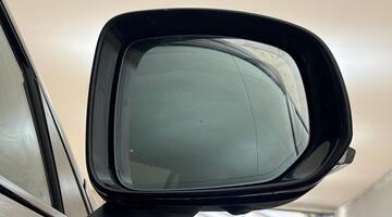 2025 Volvo 2.0 T8 18.8kWh Ultra Dark Auto 4WD Euro 6 5-door (Black) - Image: 21