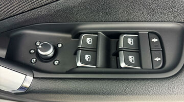 2026 Audi TFSI CoD 35 S line S Tronic Euro 6 5-door (Blue) - Image: 19