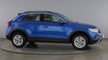 2024 Volkswagen TSI Life Euro 6 5-door (Blue) - Image: 4