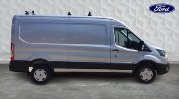 2026 Ford 350 68kWh Trend Auto RWD L3 H2 5-door (Silver) - Image: 4