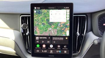 2026 Volvo 2.0 B5 MHEV Plus Black Edition Auto Euro 6 5-door (Black) - Image: 8