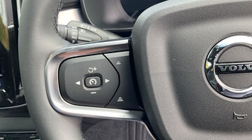 2026 Volvo 2.0 B3 MHEV Ultra Black Edition DCT Auto Euro 6 5-door (White) - Image: 49