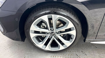 2026 Audi TFSI 30 S line S Tronic Euro 6 4-door (Black) - Image: 39