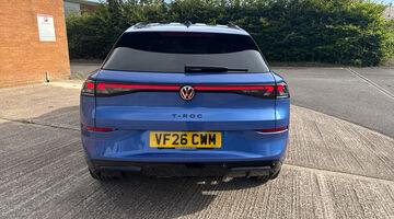 2026 Volkswagen ETSI MHEV R-Line DSG Euro 6 5-door (Blue) - Image: 60