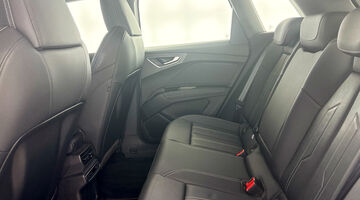 2024 Audi 45 Sport Auto 5-door 82kWh (White) - Image: 13