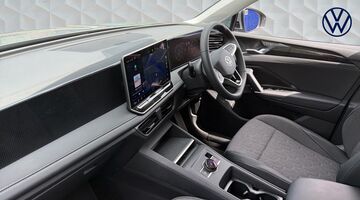 2026 Volkswagen ETSI MHEV Life DSG Euro 6 5-door (Silver) - Image: 2
