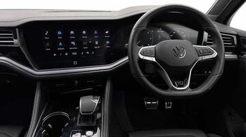 2025 Volkswagen 3.0 TDI V6 Black Edition Tiptronic 4Motion Euro 6 5-door (Black) - Image: 2