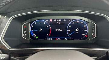 2023 Volkswagen TSI R-Line Edition DSG Euro 6 5-door (Grey) - Image: 28