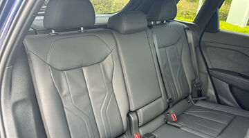 2026 Audi TFSI S line S Tronic Euro 6 5-door (Blue) - Image: 11