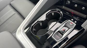 2025 Audi 2.0 TDI Sport Sportback S Tronic quattro Euro 6 5-door (Grey) - Image: 21