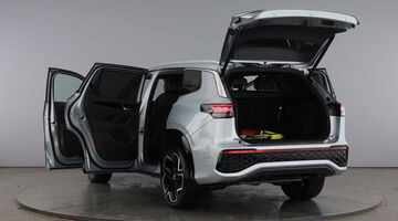 2026 Volkswagen TSI eHybrid 19.7kWh R-Line Edition DSG Euro 6 5-door (Silver) - Image: 12