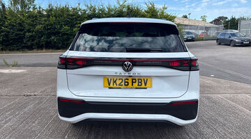 2026 Volkswagen 2.0 TDI Life DSG Euro 6 5-door (White) - Image: 12
