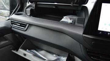 2026 Ford 340 71kWh Limited Auto L2 H1 5-door (Grey) - Image: 26