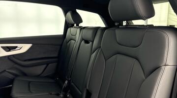 2026 Audi SUV S line TFSI quattro 340 PS tiptronic (Black) - Image: 40