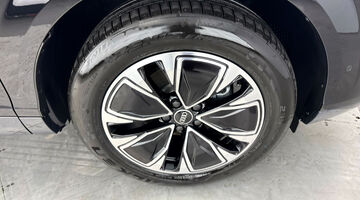 2026 Audi TFSI Sport S Tronic Euro 6 5-door (Black) - Image: 5
