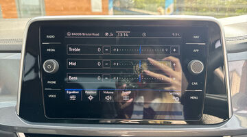 2025 Volkswagen TSI Style Euro 6 5-door (Black) - Image: 45