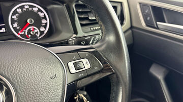 2019 Volkswagen 1.0 TSI SE Euro 6 5-door (Black) - Image: 18