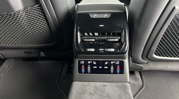 2026 Audi 2.0 TFSI Edition 1 S Tronic Euro 6 5-door (Red) - Image: 33