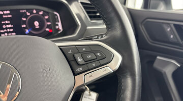 2023 Volkswagen TSI Life DSG Euro 6 5-door (White) - Image: 23
