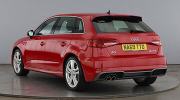 2020 Audi TFSI CoD 35 S line Sportback S Tronic Euro 6 5-door (Red) - Image: 3