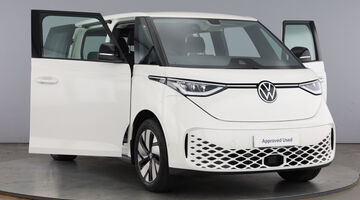 2025 Volkswagen Pro 79kWh Commerce Plus Auto 5-door (White) - Image: 9