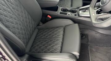 2026 Audi 2.0 TFSI Black Edition S Tronic quattro Euro 6 4-door (Audi exclusive paint finish) - Image: 28
