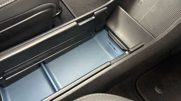 2026 Volvo Single Motor Extended Range 69kWh Plus Auto 5-door (Blue) - Image: 19