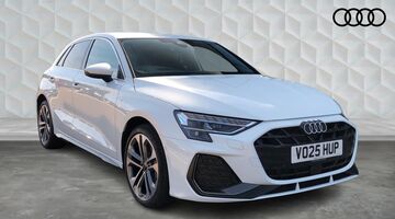 2025 Audi TFSIe 40 S line Sportback S Tronic Euro 6 5-door 17.9kWh (White) - Image: 1