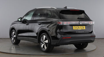 2026 Volkswagen ETSI MHEV Match DSG Euro 6 5-door (Black) - Image: 3