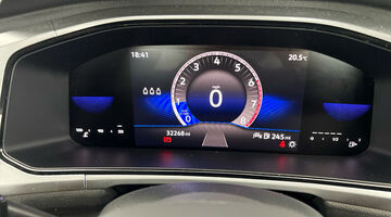 2023 Volkswagen 1.0 TSI Life Euro 6 5-door (Grey) - Image: 17