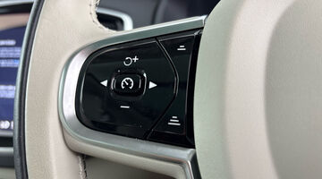 2024 Volvo 2.0h T8 18.8kWh Plus Edition Auto 4WD Euro 6 5-door (Grey) - Image: 25