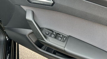 2022 SEAT 1.0 TSI EVO SE Euro 6 5-door (Black) - Image: 22