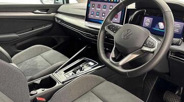 2025 Volkswagen ETSI MHEV Style DSG Euro 6 5-door (Blue) - Image: 6