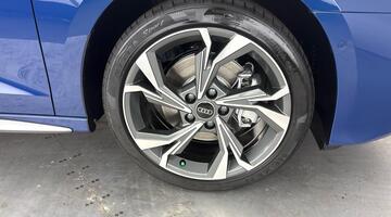 2026 Audi Sportback S line TFSI e 204 PS S tronic (Blue) - Image: 5