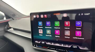 2026 CUPRA ETSI V1 DSG Euro 6 5-door (Dark Void) - Image: 18