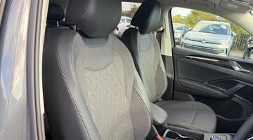 2026 Volkswagen Match 1.5 eTSI 150 PS 7-Speed DSG 5-door (Grey) - Image: 20