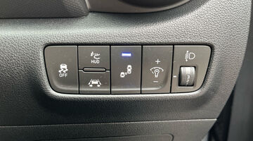 2018 Hyundai 1.0 T-GDi Blue Drive Premium SE Euro 6 5-door (Grey) - Image: 23