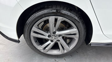 2023 Volkswagen TSI R-Line Euro 6 5-door (White) - Image: 27
