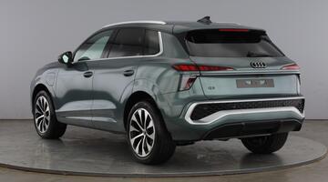 2026 Audi SUV S line e-hybrid 272 PS S tronic (Green) - Image: 3