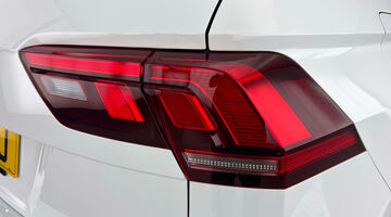 2023 Volkswagen TSI R-Line DSG Euro 6 5-door (White) - Image: 30